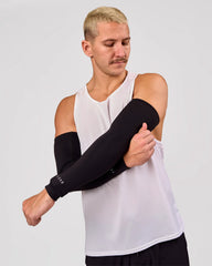 Pace Run Sleeves - Black | Running Arm Sleeves