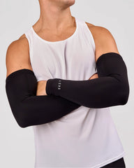Pace Run Sleeves - Black | Running Arm Sleeves