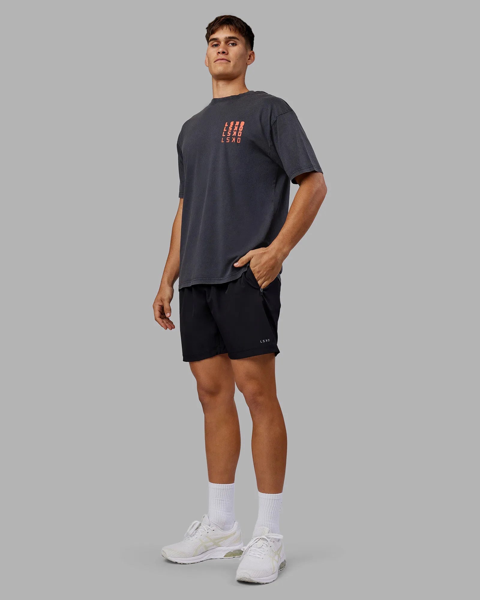Black Washed-Ultra Orange