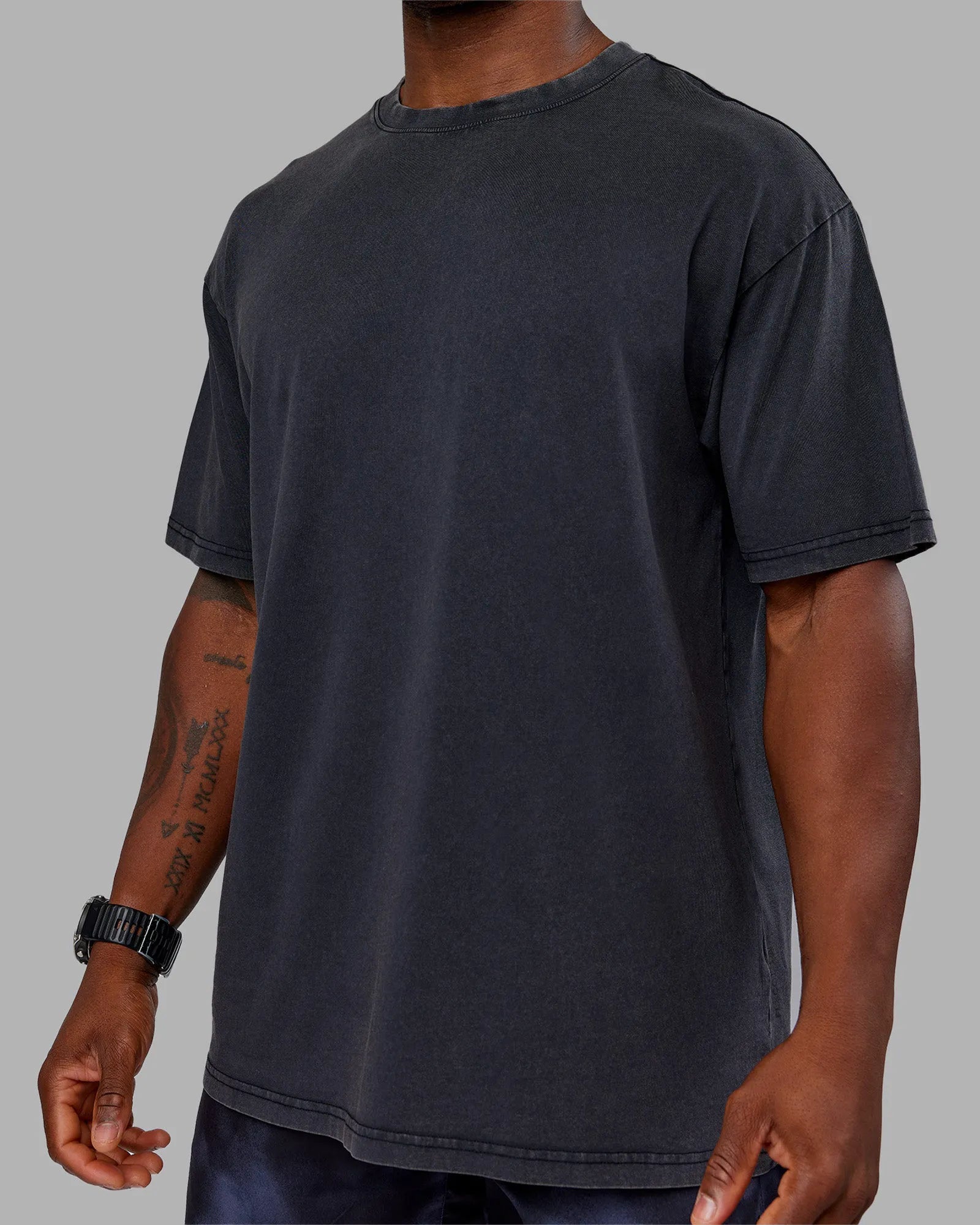 Black Washed-Circular Gray
