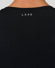 Black/Black