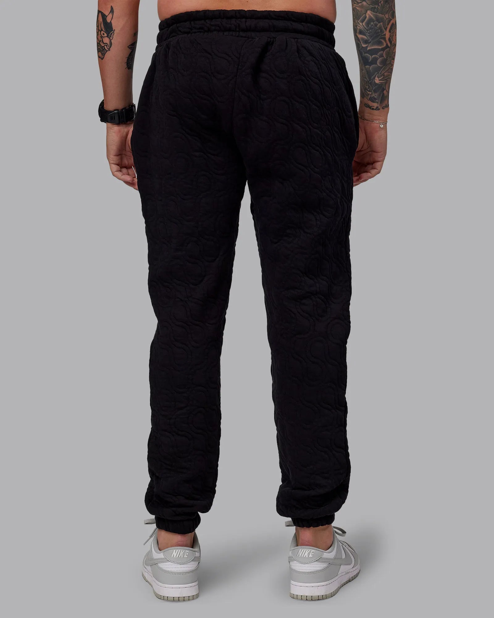 Black-Geometric