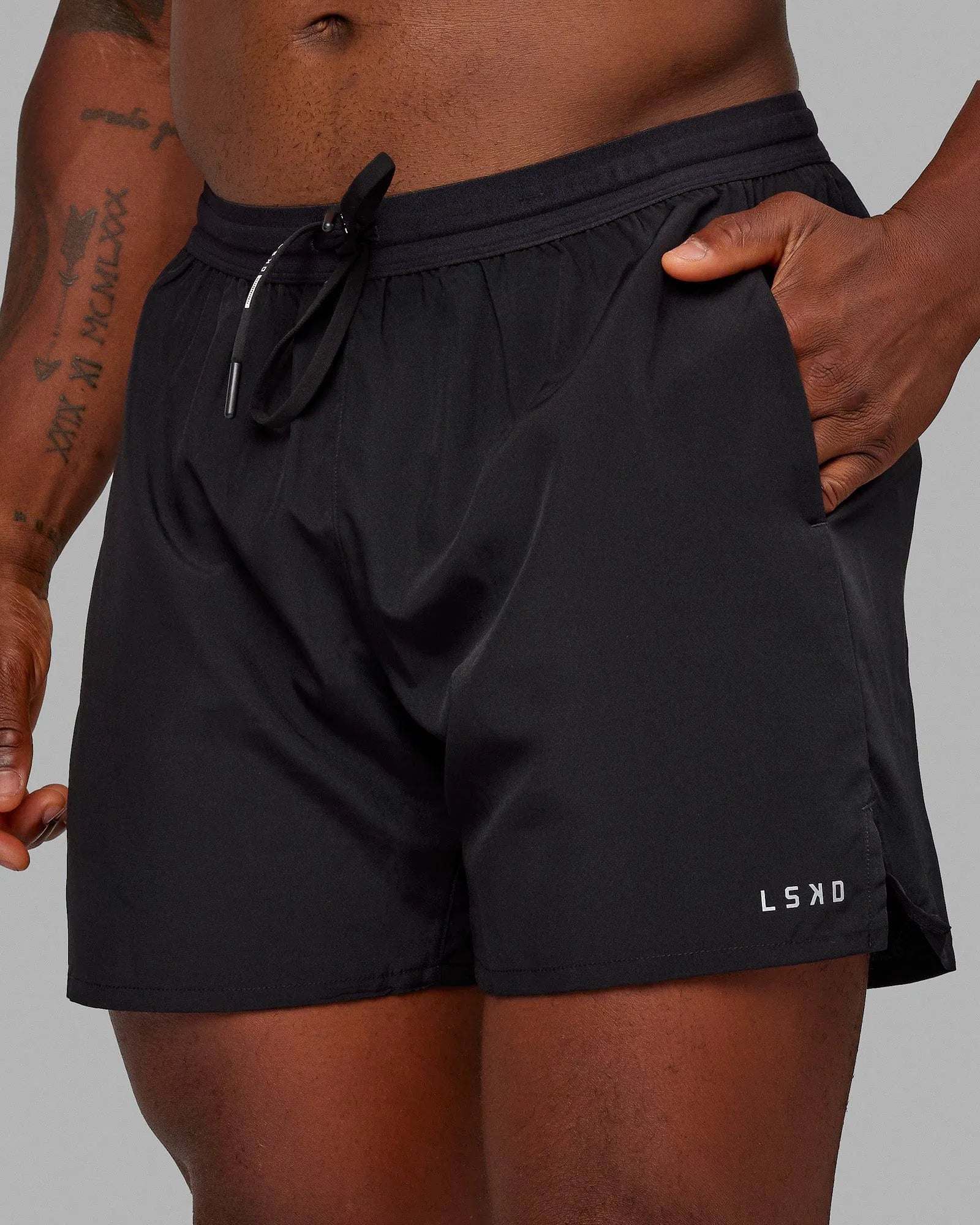 Black-Reflective