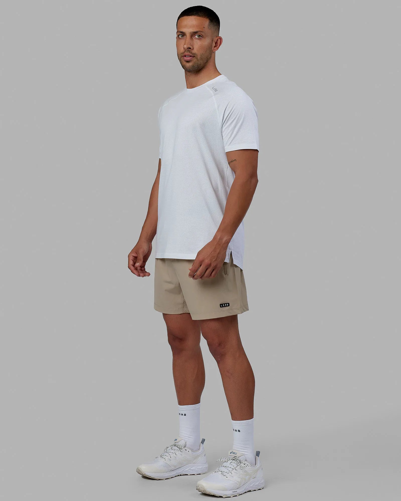 Taupe