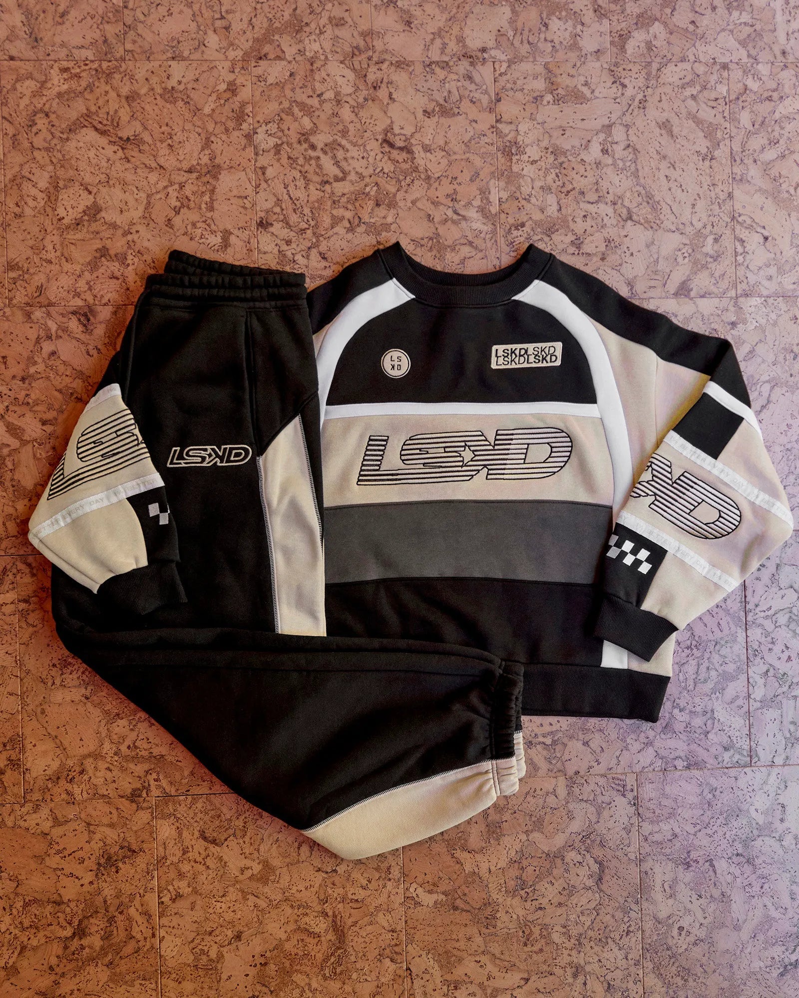 Black-Shale Beige
