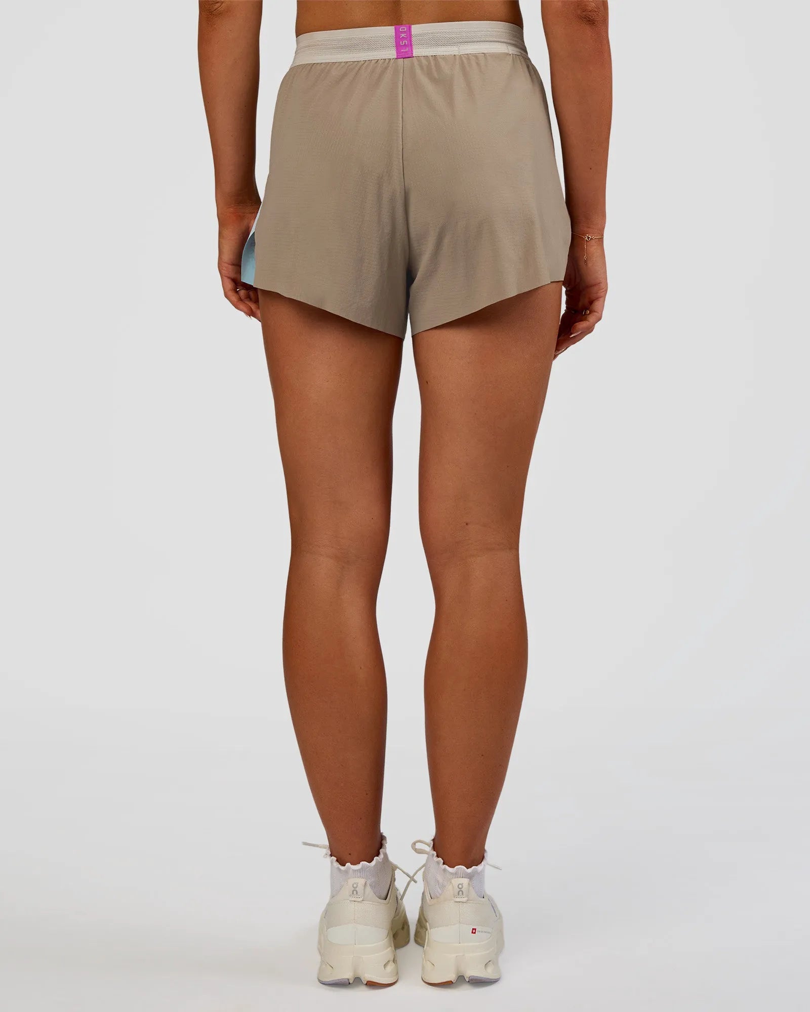 Taupe Ash-Glacial Blue