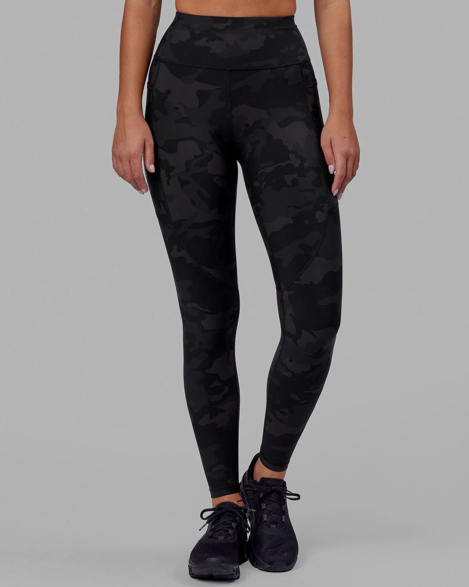 Black-Camo