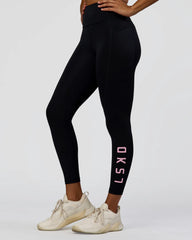 Black-Marshmallow