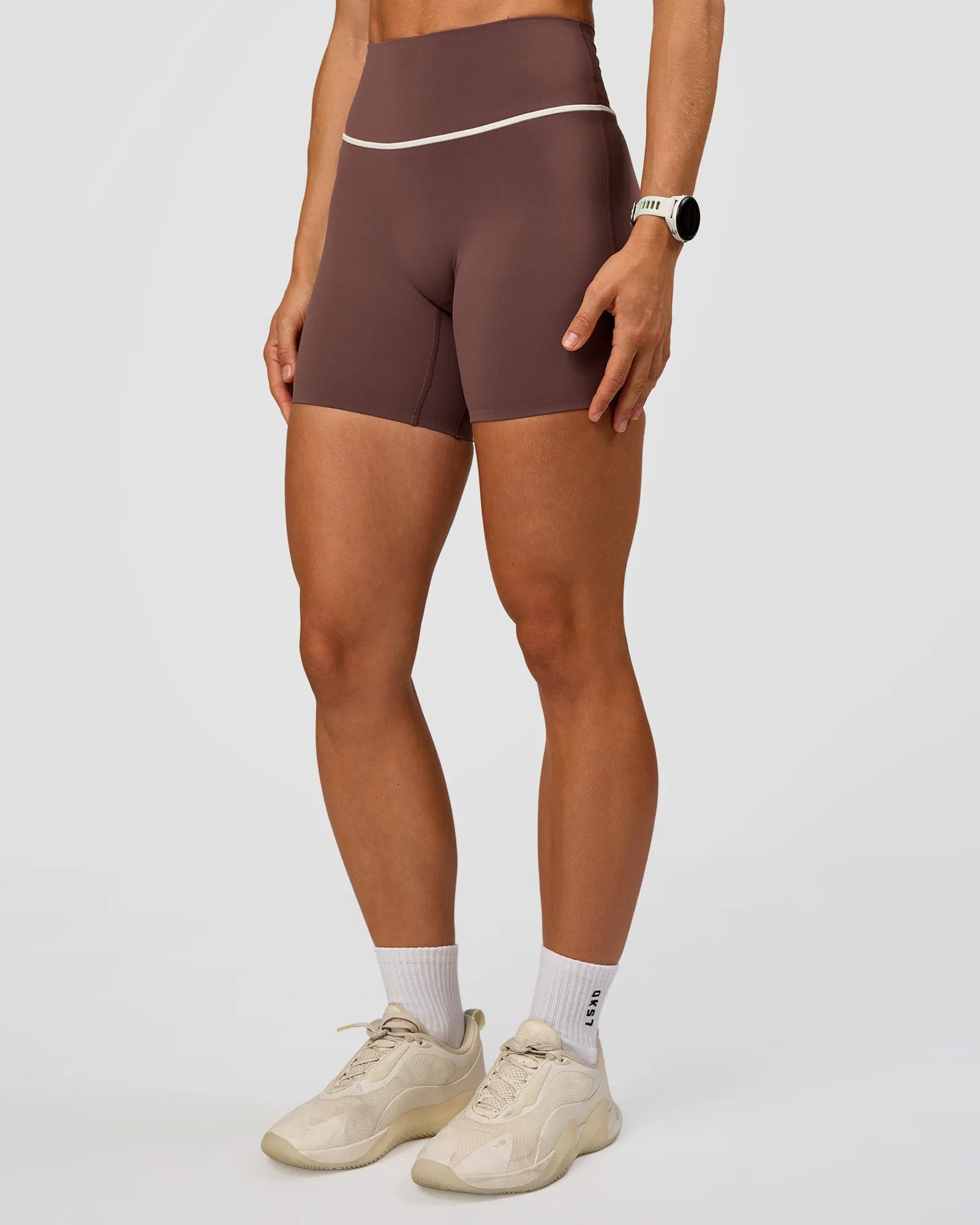Cocoa Powder-Off White
